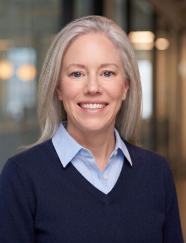 Laura Brestelli Professional Headshot