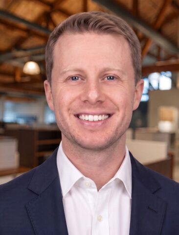 Alex Keszeli Professional Headshot