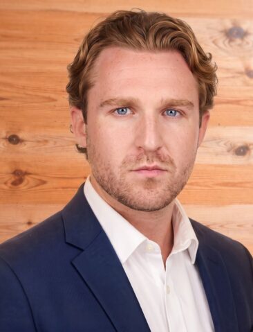 Alex Mazur Professional Headshot