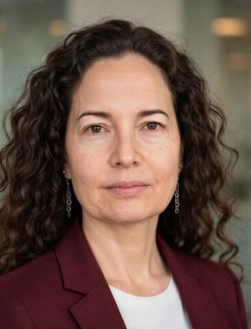 Alisa Hatfield Professional Headshot