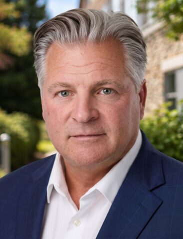 Dennis McGinnis Professional Headshot