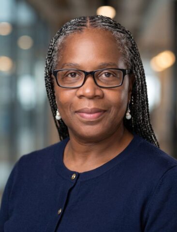 Gwen Diamond Professional Headshot
