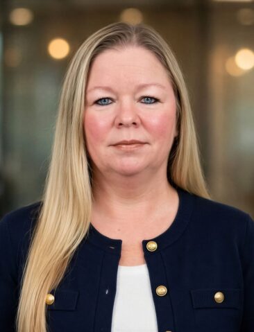 Jennifer Thompson Jacobs Professional Headshot