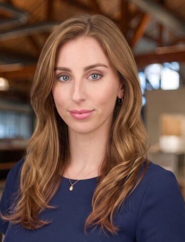 Rebecca Acors Professional Headshot